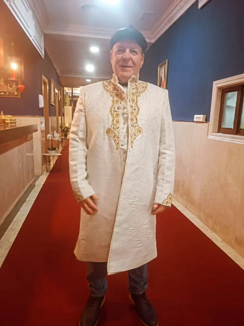 Royal Tandoori Cáceres — Nuestros clientes